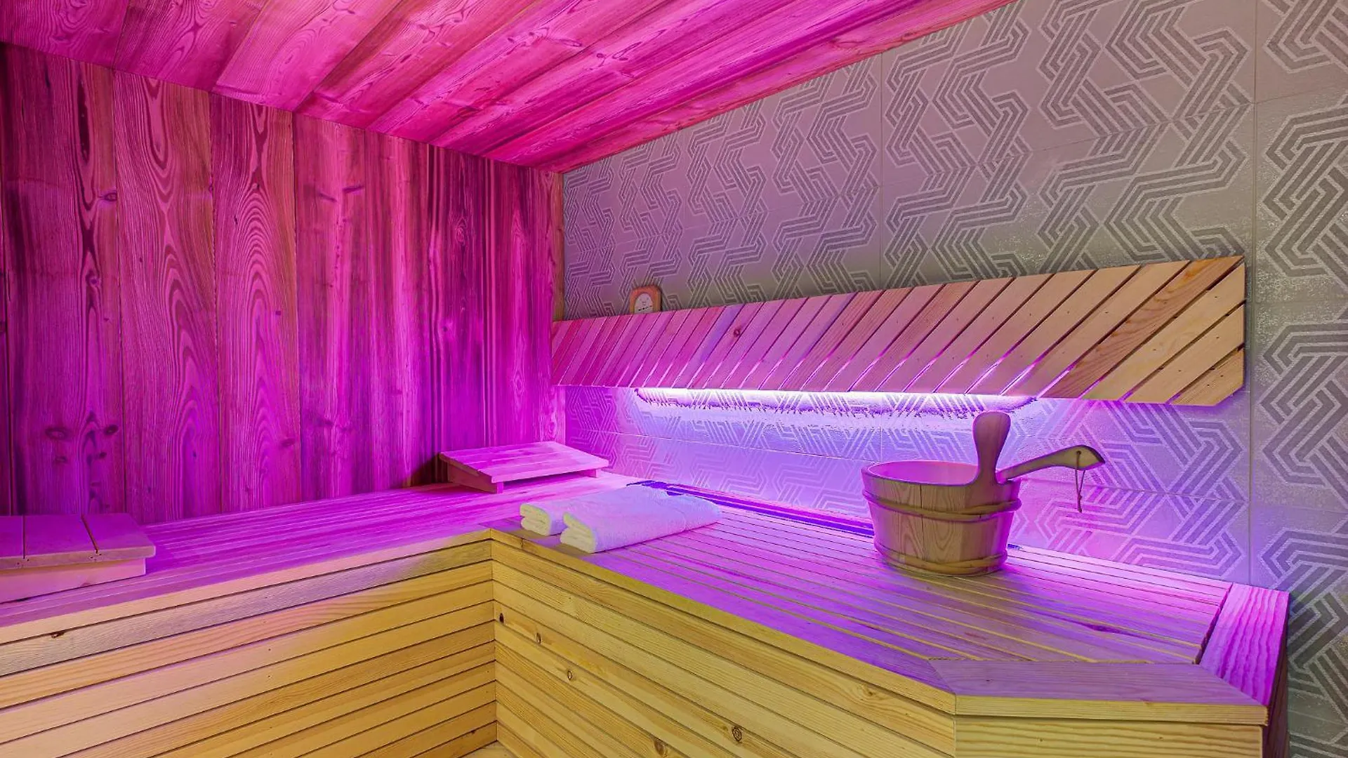 Chalet Kaiya - Alpes Travel - Les Praz - Sleeps 8 Chamonix Mont Blanc