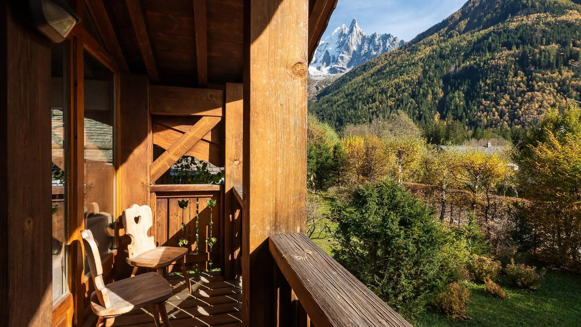 Chalet Kaiya - Alpes Travel - Les Praz - Sleeps 8 Chamonix Mont Blanc